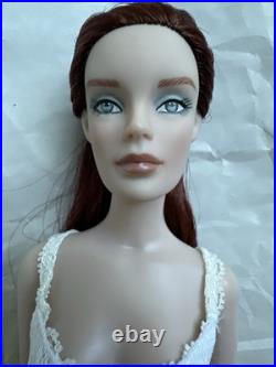 Tonner 2010 Ultra Basic REDHEAD 13 Revlon Dressed Fashion Doll Tonner 2010 Ultra Basic REDHEAD 13 Revlon Dressed Fashion Doll