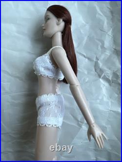 Tonner 2010 Ultra Basic REDHEAD 13 Revlon Dressed Fashion Doll Tonner 2010 Ultra Basic REDHEAD 13 Revlon Dressed Fashion Doll
