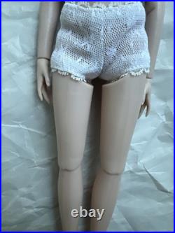 Tonner 2010 Ultra Basic REDHEAD 13 Revlon Dressed Fashion Doll Tonner 2010 Ultra Basic REDHEAD 13 Revlon Dressed Fashion Doll