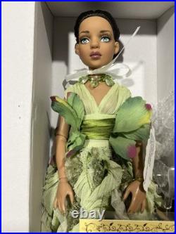 Tonner 2012 ELLOWYNE WILDE IMAGINATION 16 SECRET GARDEN IVY LIZETTE DOLL LE 200