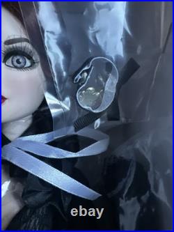 Tonner 2013 Convention EVANGELINE GHASTLY DARK GLAMOUR 18 Doll LE 350 NEW NRFB Tonner 2013 Convention EVANGELINE GHASTLY DARK GLAMOUR 18 Doll LE 350 NEW NRFB