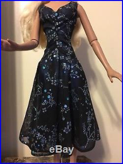 Tonner 22 American Model Doll 2005 FLAMENCO IN AURORA 2 In 1 OUTFIT