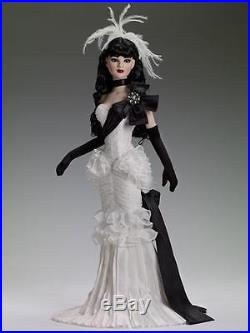 Tonner/22 American model MOONLIGHT WALTZ OUTFIT LE 150 no wig Mint beautiful