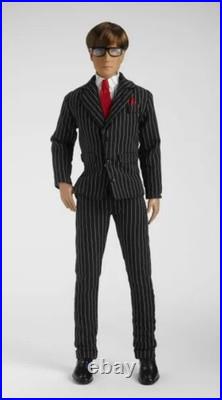 Tonner ANDY MILLS 17 Event Planner Outfit with Accessories NO DOLL