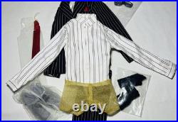 Tonner ANDY MILLS 17 Event Planner Outfit with Accessories NO DOLL