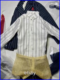 Tonner ANDY MILLS 17 Event Planner Outfit with Accessories NO DOLL