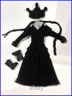 Tonner Agnes Dreary 16 Sister Dreary doll COVERED IN DARKNESS OUTFIT only