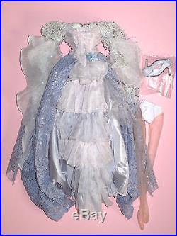 Tonner Amelia Whistle-Wickham Ghastly 18 Evangeline Doll OUTFIT New
