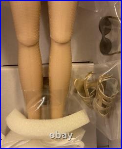 Tonner Antoinette Doll Savage Basic Antoinette Very Rare New In Original Box