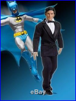 Tonner Batman Bruce Wayne Gift Set figure in tuxedo wt Batman outfit NRFB New
