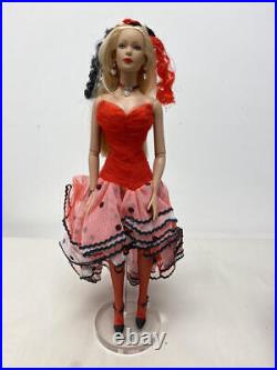 Tonner Blonde Tyler Wentworth In Alice In Wonderland Queen's Tango Outfit