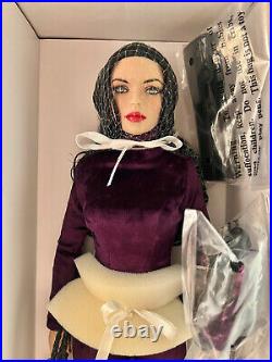 Tonner CATWOMAN FELINE FATALE DOLL 18 DC STARS 2009 Collectible RARE LE200 NRFB