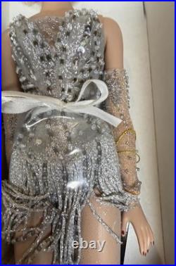 Tonner Chicago Velma Kelly CH0301 NRFB MIB LE 16 Fashion Doll COA Roxie- New