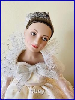 Tonner Cinderella Collection Fairy Godmother Doll Open Box 2006