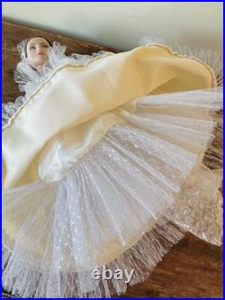Tonner Cinderella Collection Fairy Godmother Doll Open Box 2006