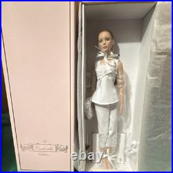 Tonner Cinderella Fashion Doll Blonde Straight Hair in Original Box