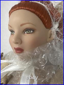 Tonner Cinderella Obsessed Hortencia 16 Plus-Size Curvy Tonner Doll NRFB Tonner Cinderella Obsessed Hortencia 16 Plus-Size Curvy Tonner Doll NRFB