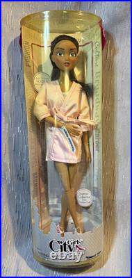Tonner City Girls Basic Fashion Houston 16in Doll Black Hair Green Eyes 2004