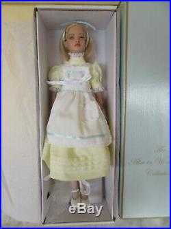 Tonner Classic Alice in Wonderland Doll in Box with Outfit 12 T6-AWDD-02 2006