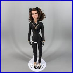 Tonner DC Stars 1966 Catwoman Julie Newmar 16 Doll LE 500 Batman TV Series