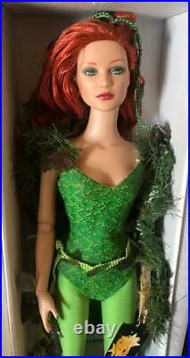 Tonner DC Stars Collection Poison Ivy Doll Complete including original box/ship