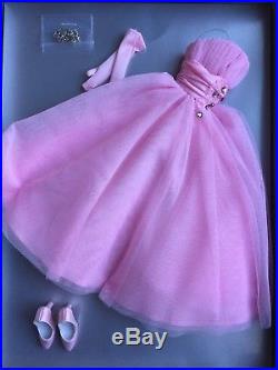 Tonner DEJA VU PENELOPE 16 JUDY ON STAGE DOLL CLOTHES Outfit NRFB 2015 LE 500