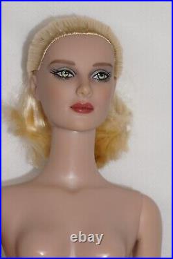 Tonner Daphne Dimples Morning Mist Tyler Wentworth 16 fashion doll rare