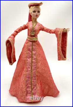 Tonner Deja Vu 16 Doll With 2014 Artist Muse Outfit Le 500 With Stand L