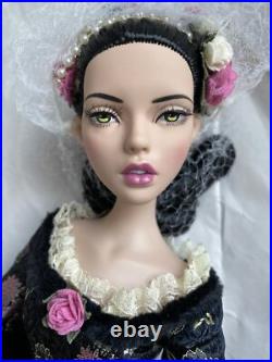 Tonner Deja Vu Anne De Léger FLEUR DE MINUIT 16 Fashion Doll 2014 LE 500 No Box Tonner Deja Vu Anne De Léger FLEUR DE MINUIT 16 Fashion Doll 2014 LE 500 No Box