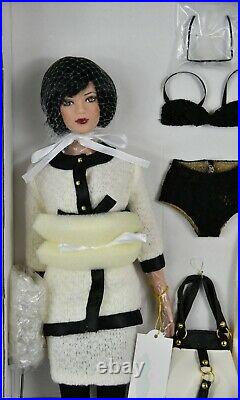 Tonner Deluxe Tyler Wentworth Signature Style Gift Set, Doll Plus Outfits Rare