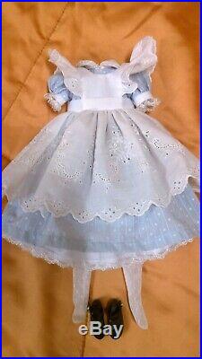 Tonner Disney Alice Wonderland Outfit Set no doll Marley 12
