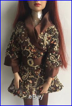 Tonner Doll # 16 inch New Fashion with outfits Second Hand Doll
