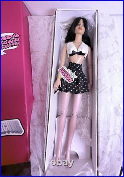 Tonner Doll Brenda Starr Reporter Mirror Mirror Basic Daphene Dimples E6-bsbd