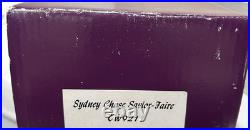 Tonner Doll Company Sydney Chase Savoir-Faire Fashion Doll 16in 2002 COA