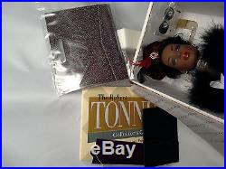 Tonner Doll Esme Wigged Out African American with 2 extra wigs & 2 outfit