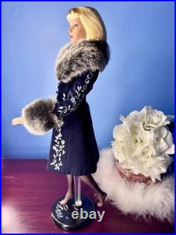Tonner Doll Sydney Chase Sophisticate 16 (LE) 300 Excellent No Box Or Shoes