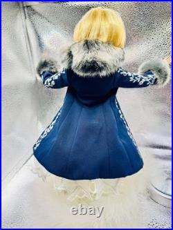 Tonner Doll Sydney Chase Sophisticate 16 (LE) 300 Excellent No Box Or Shoes