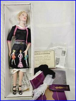 Tonner Doll TYLER WENTWORTH Capital Investment Doll Sketchbook Savvy TOY FAIR