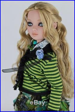 Tonner Doll Wilde Imagination Ellowyne Wilde Round and Around Outfit & Doll