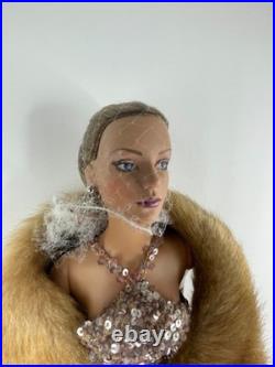 Tonner Dolls DREAM DOLL SYDNEY Chase 16 Doll with Gown 2004 LE200 See Description