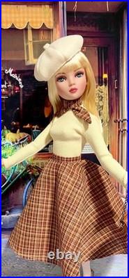 Tonner Dolls Ellowyne Wilde VDC 2024 Pensive In Paris Outfit Box No Doll