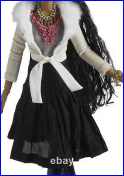 Tonner Dolls With a Twist Cami & Jon, Antoinette Outfit NRFB, mint