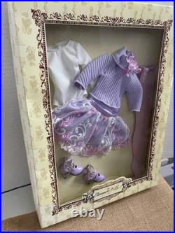 Tonner ELLOWYNE WILDE 16 doll clothes LONGING FOR LILLIES Ensemble Outfit NRFB