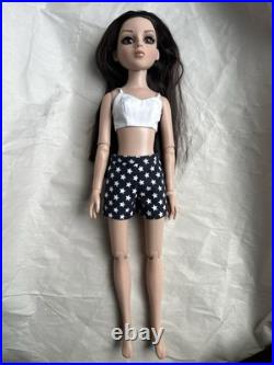 Tonner ELLOWYNE WILDE 2012 ESSENTIAL AMBER BRUNETTE 16 FASHION DOLL RARE No Box Tonner ELLOWYNE WILDE 2012 ESSENTIAL AMBER BRUNETTE 16 FASHION DOLL RARE No Box