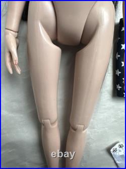 Tonner ELLOWYNE WILDE 2012 ESSENTIAL AMBER BRUNETTE 16 FASHION DOLL RARE No Box Tonner ELLOWYNE WILDE 2012 ESSENTIAL AMBER BRUNETTE 16 FASHION DOLL RARE No Box