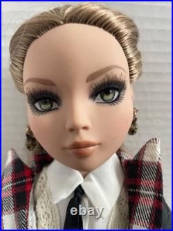 Tonner ELLOWYNE WILDE METRO GIRL 16 vinyl DOLL in a school outfit clothes READ