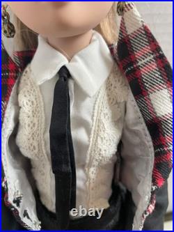 Tonner ELLOWYNE WILDE METRO GIRL 16 vinyl DOLL in a school outfit clothes READ