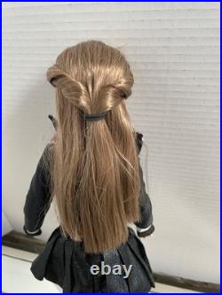 Tonner ELLOWYNE WILDE METRO GIRL 16 vinyl DOLL in a school outfit clothes READ