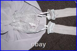 Tonner EVERLASTING-EVANGELINE-OUTFIT-ONLY-17 + Matching Shoes & Gauntlet/gloves Tonner EVERLASTING-EVANGELINE-OUTFIT-ONLY-17 + Matching Shoes & Gauntlet/gloves