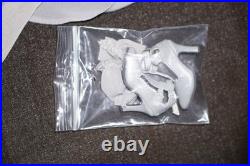 Tonner EVERLASTING-EVANGELINE-OUTFIT-ONLY-17 + Matching Shoes & Gauntlet/gloves Tonner EVERLASTING-EVANGELINE-OUTFIT-ONLY-17 + Matching Shoes & Gauntlet/gloves